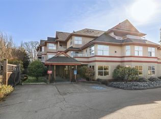 330 Brae Rd #204, Duncan, BC V9L 3T8