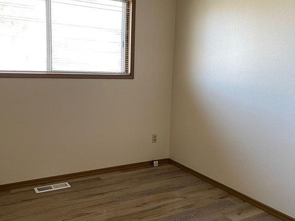 3rd image of 4996 13th Ave NE #10722713
