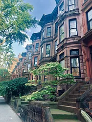 Rented by Level Group