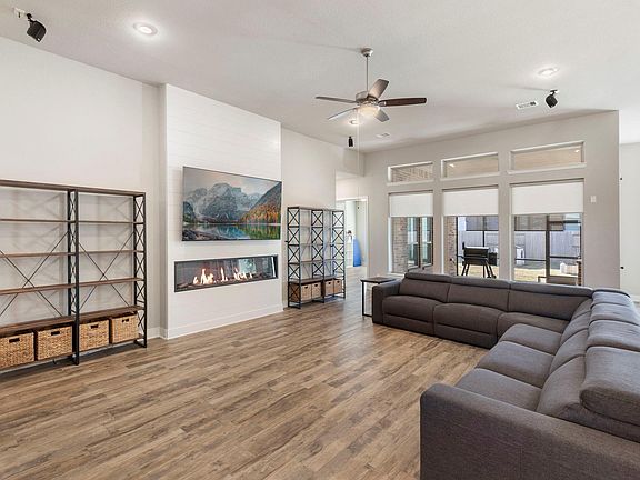 4th image of 17406 Orchid Falls Ln