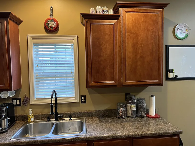 110 Copland Ct — Photo 4