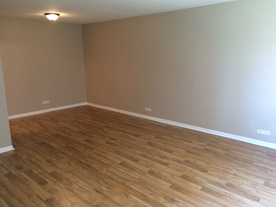 1st image of 6013 W Ogden Ave APT 1