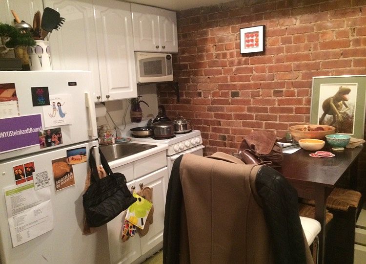 2nd image of 135 W 82nd St APT 1F