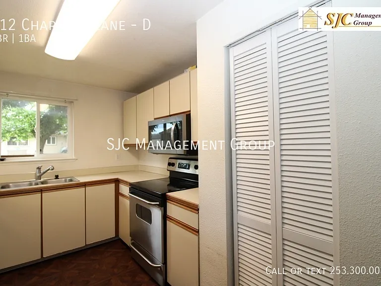 312 Charwila Ln #D — Photo 8