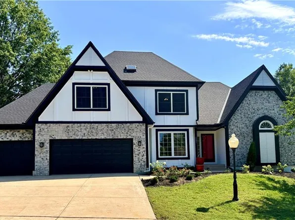 6801 N Quincy Cir, Kansas City, MO 64119