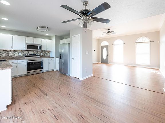 5th image of 5309 Datura Ln
