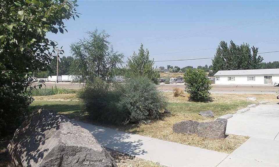Front of duplex looking toward street