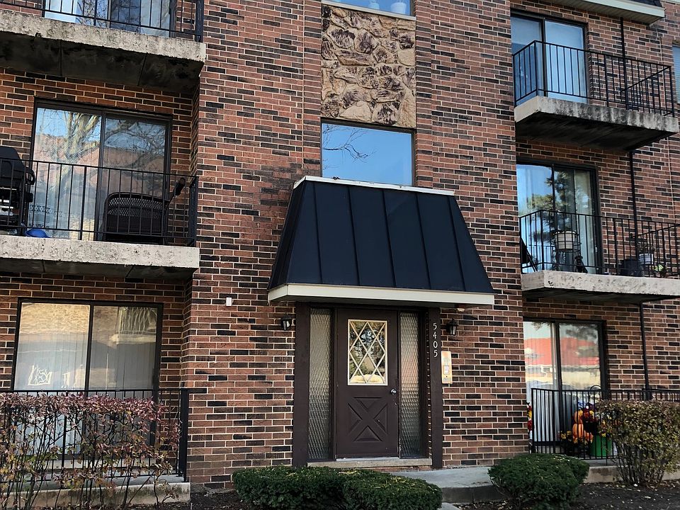 6 Units in Building