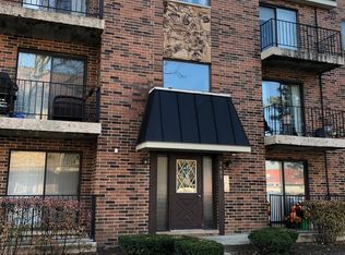 5405 Chateau APT 5, Rolling Meadows, IL 60008