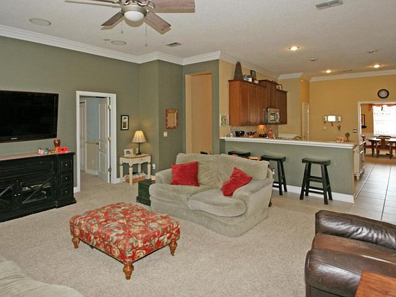 4th image of 808 Eagle Point Dr