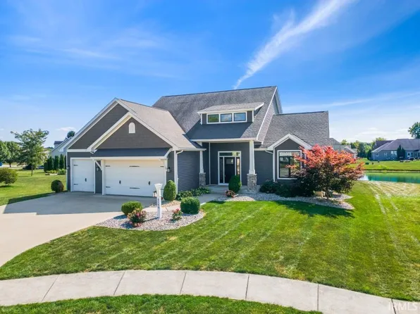 9146 Sunriver Ct, New Haven, IN 46774