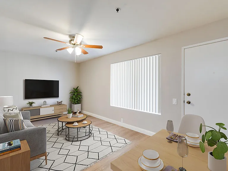 Hardy Avenue Apartments — Photo 11