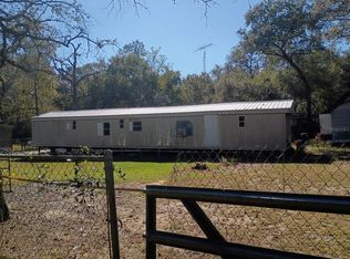 17360 NE 37th Ln, Silver Springs, FL 34488