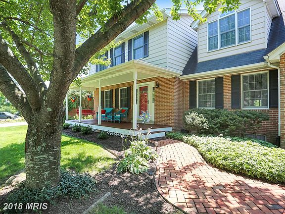 Beautiful walk and exotic IPE hardwood porch