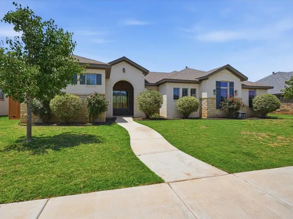 704 N 8th St, Wolfforth, TX 79382