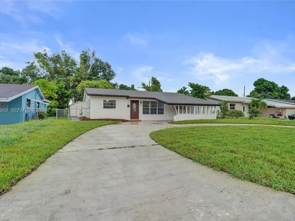 6761 Pershing St, Hollywood, FL 33024