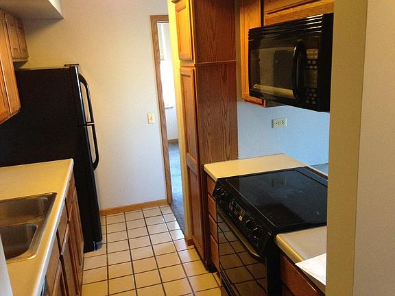 5th image of 139 N 11th St APT 1001
