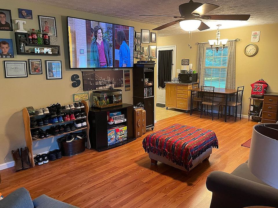 1st image of 140 Segal Wesley Ave