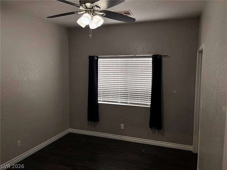 10628 S Olivebranch Ave — Photo 12