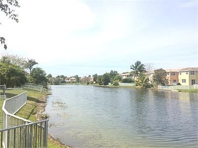 3rd image of 9217 NW 54th St #761