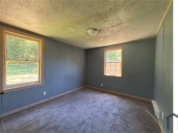 1409 Laboratory Rd, Lincolnton, NC 28092