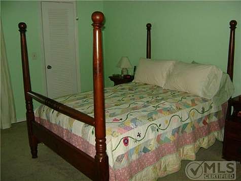 3rd image of 1 Westwood Ave APT 105