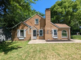 9614 E 32nd St S, Independence, MO 64052