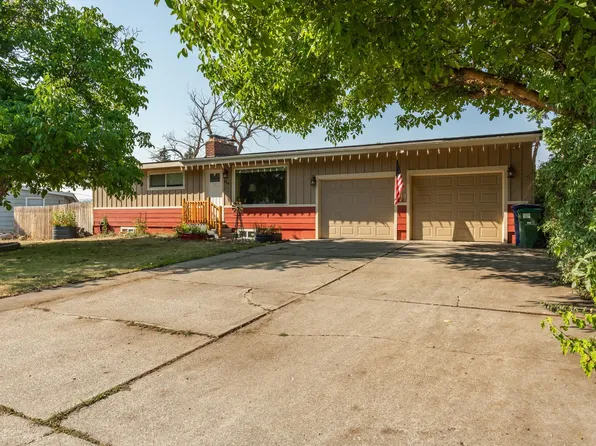 819 N Saint Charles Rd, Veradale, WA 99037