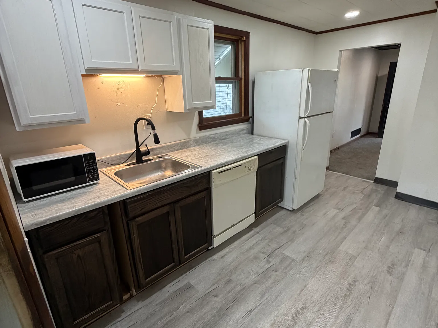 2 bed, $1,000 — Photo 4