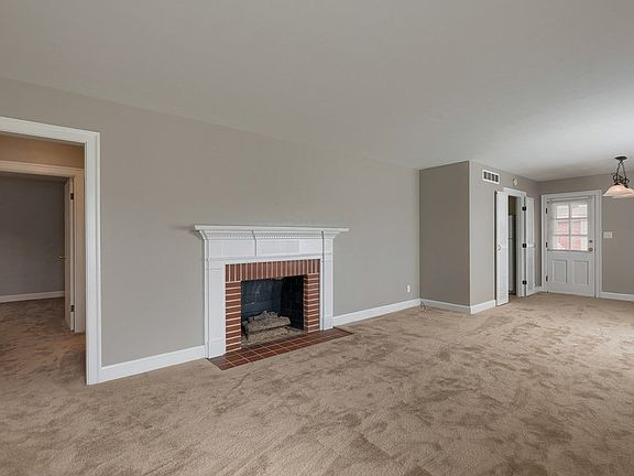 4th image of 1931 Merriewood Dr