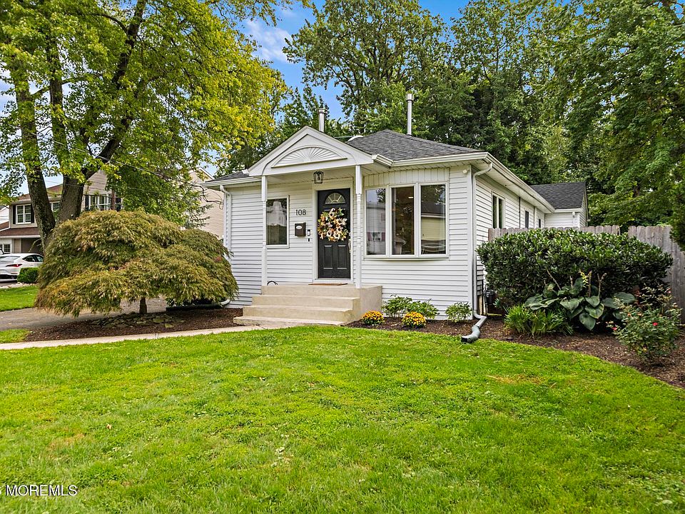 1st image of 108 Hamilton Avenue
