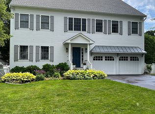 34 Relihan Rd, Darien, CT 06820