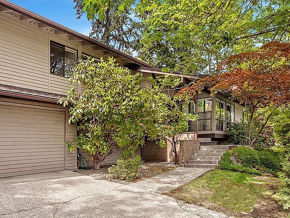 2nd image of 2835 177th Ave NE