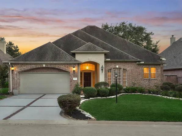 22 Carmel Ct, Montgomery, TX 77356