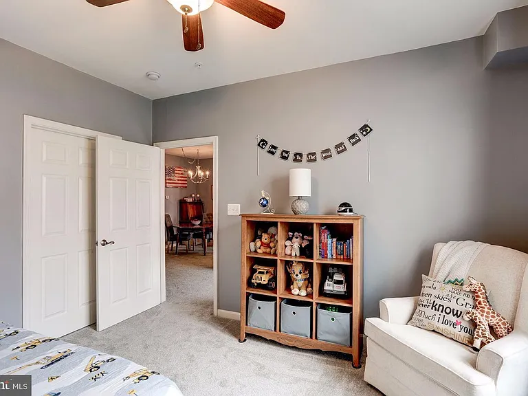 21228 McFadden Sq #211 — Photo 27