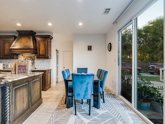 5th image of 4016 Poplar Point Dr