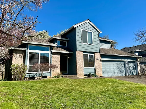 31148 SW Willamette Way W, Wilsonville, OR 97070