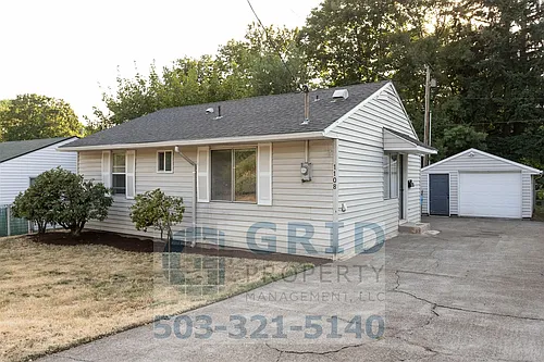 1108 Grand Blvd Photo 1