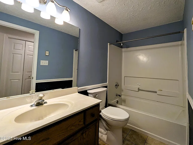 290 Diamondhead Dr S — Photo 18