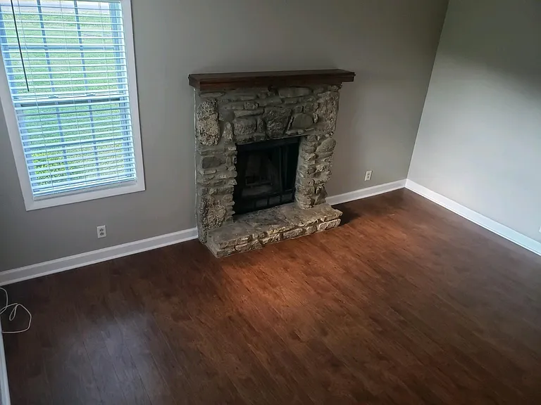 2321 Kimberly Dr — Photo 5