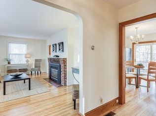 28 C St, Hull, MA 02045