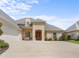 1254 Old Court Xing, Flowood, MS 39232