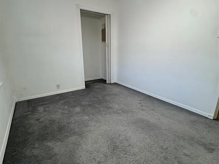 935 Creager St — Photo 16