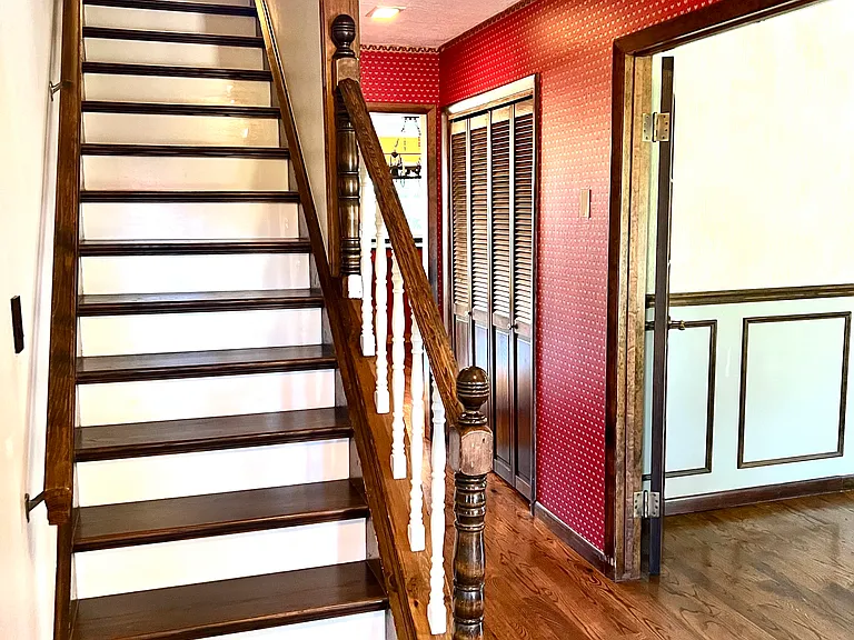 1013 S Cedar St — Photo 13
