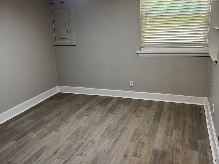 409 Waccamaw Ave #411 — Photo 8