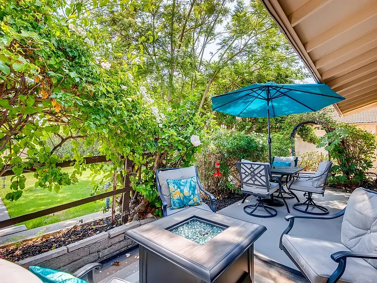 957 La Bonita Dr — Photo 10