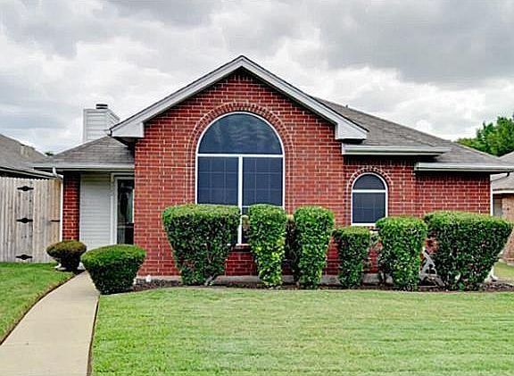 2nd image of 322 Bryant Ln
