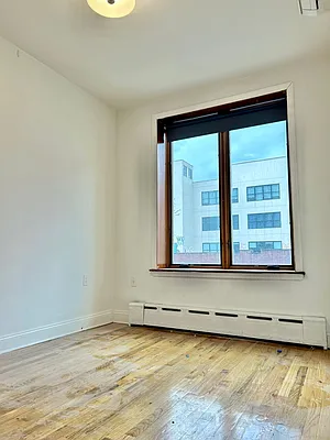 Rented by Barrus Realty Corp | media 11