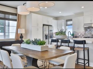 1371 Windmill Ave, Ladera Ranch, CA 92694