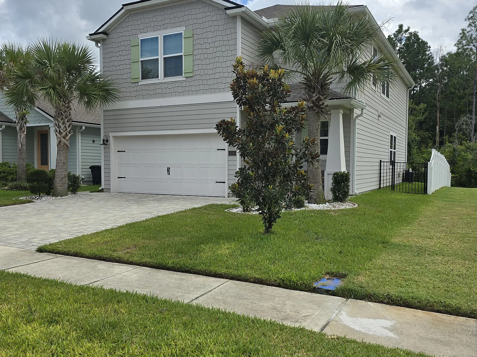 4 bed, 2.5 bath, 2206 sqft, $3,050 — Photo 1